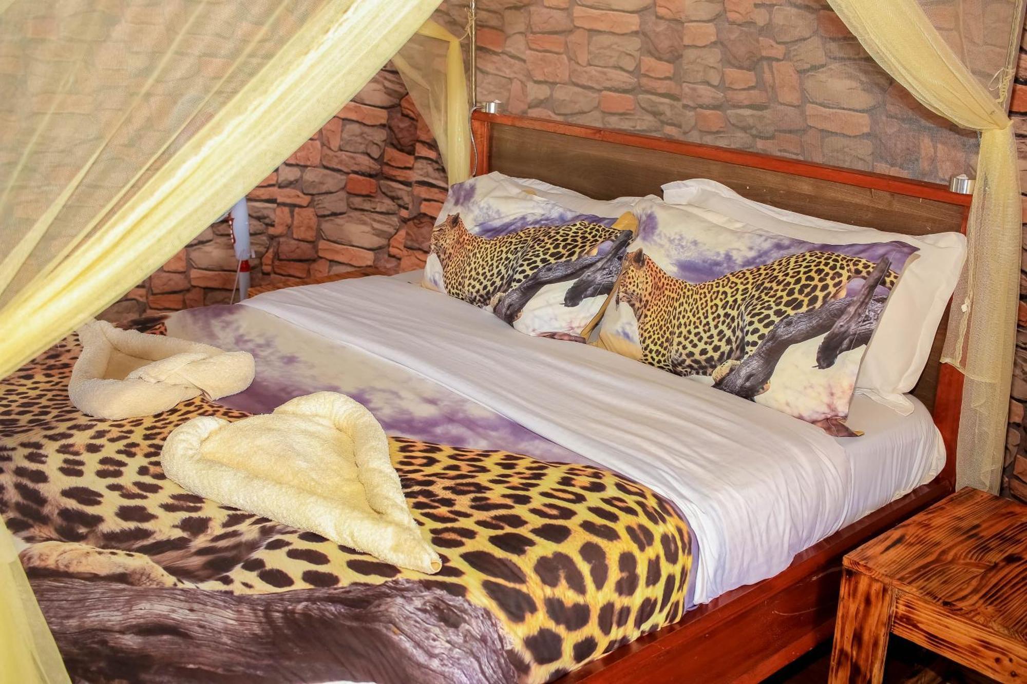 Amanya 1-Bed Leopard Tent Амбоселі Екстер'єр фото